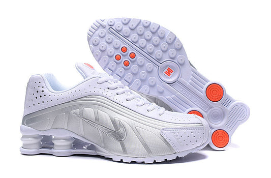 Nike shox R4 🌟🌟🌟🌟 🌟 White
	Metallic Silver (swoosh, side