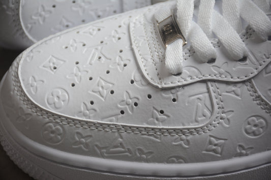 Louis Vuitton x Nike Air Force 1 Mid – All-White Monogram
