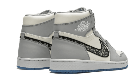 Jordan 1 Retro High Dior